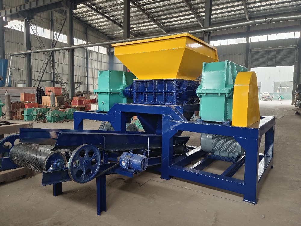 大件垃圾撕碎机让大件垃圾变废为宝！